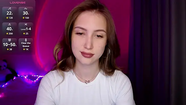 Leiakiss online show from June 2026 04:17:01 PM