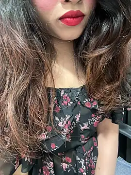Yours riya11 online show from June 2026 07:33:01 PM