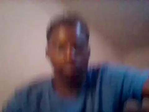 Snapshot of loonyMuse chatting on July 2026 07:40:02 AM loonyMuse online show from July 2026 07:40:02 AM