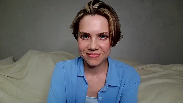 NatalieMoses online show from June 2026 07:20:01 PM