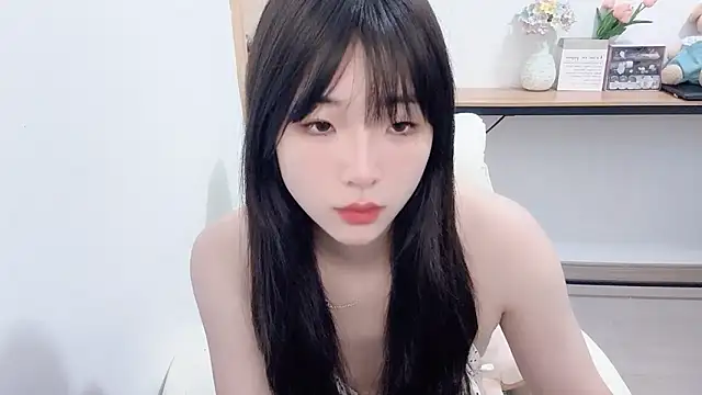 Louise-3 online show from July 2026 11:28:01 AM