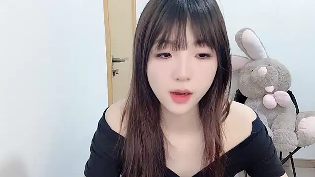 Louise-3 online show from June 2026 02:13:02 AM
