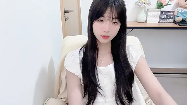 Louise-3 online show from July 2026 10:16:01 PM