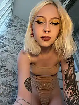 EffyElven online show from June 2026 04:01:02 PM
