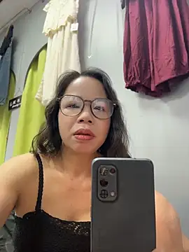 Snapshot of honghong_mother chatting on June 2026 03:08:02 AM honghong mother online show from June 2026 03:08:02 AM