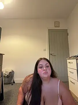 LillyMaexx online show from June 2026 09:05:02 PM