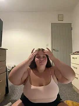 LillyMaexx online show from June 2026 12:43:02 AM