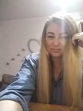 Snapshot of AngelWhite008 chatting on June 2026 08:08:02 PM AngelWhite008 online show from June 2026 08:08:02 PM