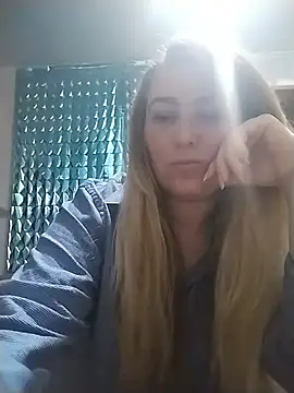 Snapshot of AngelWhite008 chatting on July 2026 09:22:01 PM AngelWhite008 online show from July 2026 09:22:01 PM