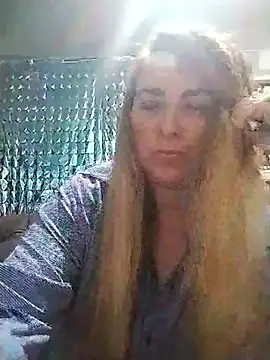 Snapshot of AngelWhite008 chatting on July 2026 09:01:01 PM AngelWhite008 online show from July 2026 09:01:01 PM