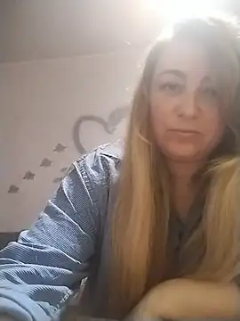 Snapshot of AngelWhite008 chatting on June 2026 09:24:02 PM AngelWhite008 online show from June 2026 09:24:02 PM