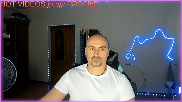 Snapshot of -SexyDaddy- chatting on June 2026 04:22:01 PM -SexyDaddy- online show from June 2026 04:22:01 PM