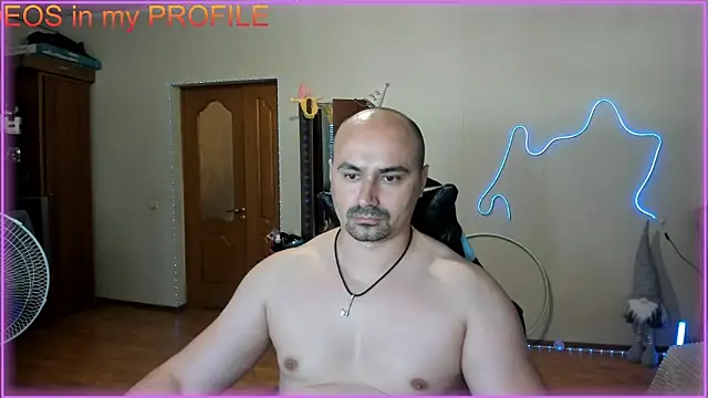 Snapshot of -SexyDaddy- chatting on June 2026 06:52:02 AM -SexyDaddy- online show from June 2026 06:52:02 AM