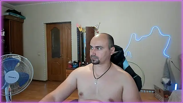 Snapshot of -SexyDaddy- chatting on June 2026 08:30:02 AM -SexyDaddy- online show from June 2026 08:30:02 AM
