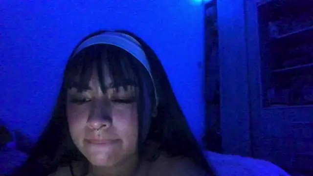 SweetSmokee online show from June 2026 12:32:02 AM
