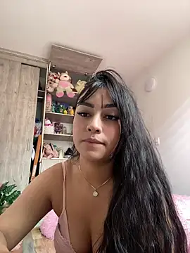 SweetSmokee online show from July 2026 05:32:02 PM