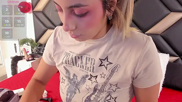 AdrianaHarlow online show from July 2026 07:21:01 PM