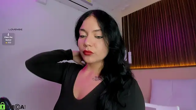 Snapshot of rebecaa_grey chatting on June 2026 02:04:02 PM rebecaa grey online show from June 2026 02:04:02 PM