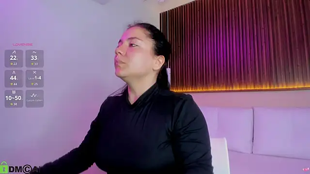 Snapshot of rebecaa_grey chatting on July 2026 02:27:01 PM rebecaa grey online show from July 2026 02:27:01 PM