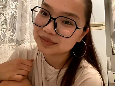 LightMarou online show from June 2026 06:56:01 PM