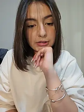 Juh castro online show from July 2026 06:16:01 PM