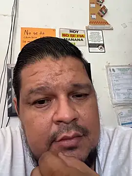 Snapshot of fercho25rv chatting on May 2026 09:54:01 PM fercho25rv online show from May 2026 09:54:01 PM