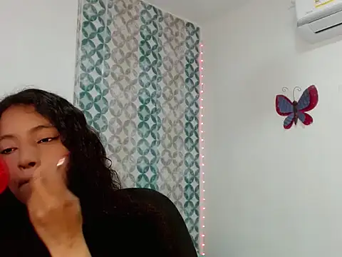 Snapshot of Isabellacarson chatting on June 2026 05:07:01 PM Isabellacarson online show from June 2026 05:07:01 PM