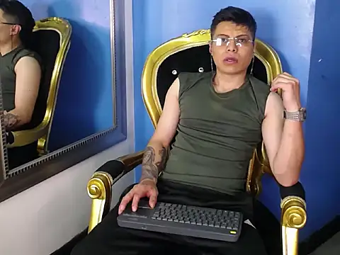 AquilesTaylor online show from June 2026 12:44:01 PM