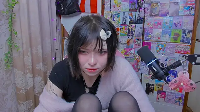 honeycelestia online show from June 2026 06:08:01 PM