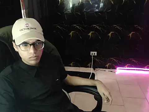 draven sex online show from June 2026 07:07:02 PM