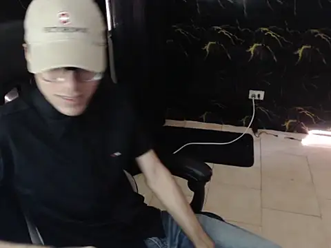 draven sex online show from June 2026 07:19:02 PM