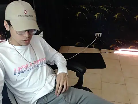 draven sex online show from June 2026 10:18:02 PM