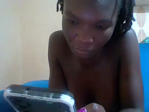 Snapshot of Skylark612 chatting on June 2026 04:11:02 AM Skylark612 online show from June 2026 04:11:02 AM