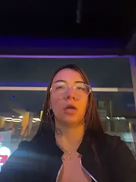 arilynn  online show from July 2026 11:45:01 PM