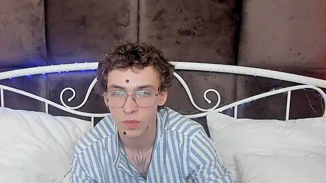 Snapshot of Jacob_Davidson chatting on June 2026 06:52:02 AM Jacob Davidson online show from June 2026 06:52:02 AM