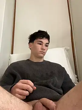 xxuserxx    online show from June 2026 03:28:02 AM
