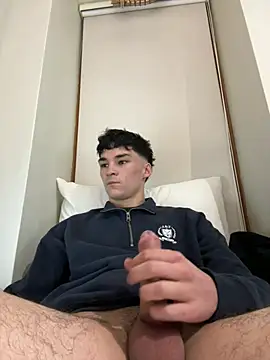 xxuserxx    online show from August 2026 11:32:02 PM
