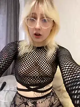xp blondie online show from June 2026 11:59:02 AM