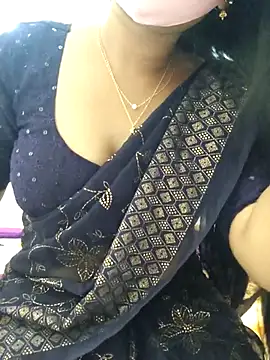 Snapshot of Tamildreamgurl chatting on July 2026 07:08:02 AM Tamildreamgurl online show from July 2026 07:08:02 AM