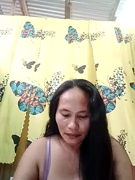 Snapshot of Queenslay chatting on July 2026 05:19:02 AM Queenslay online show from July 2026 05:19:02 AM