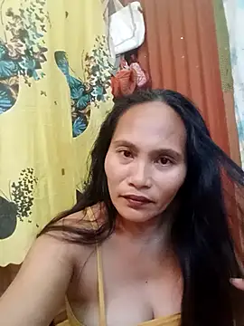 Snapshot of Queenslay chatting on June 2026 05:12:01 AM Queenslay online show from June 2026 05:12:01 AM