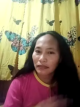 Snapshot of Queenslay chatting on July 2026 09:36:02 PM Queenslay online show from July 2026 09:36:02 PM