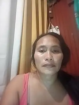 Snapshot of Queenslay chatting on July 2026 10:38:02 AM Queenslay online show from July 2026 10:38:02 AM