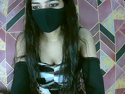 Hot-Roshni online show from July 2026 11:33:01 PM