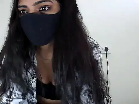 Hot-Roshni online show from July 2026 07:05:02 AM