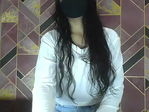 Hot-Roshni online show from June 2026 10:21:02 PM