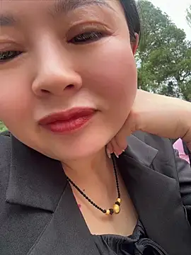 xxiaxia-2026 online show from June 2026 05:18:02 AM