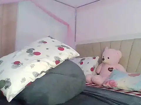 Xannaxx  online show from July 2026 03:33:02 PM