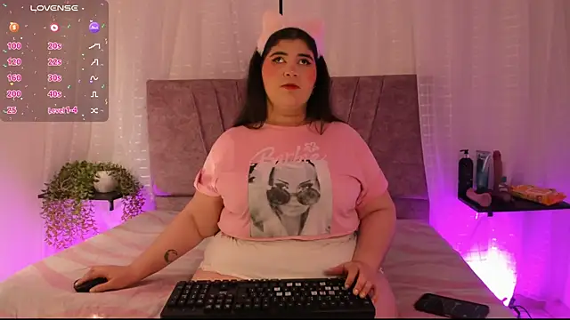 Emilie Jones online show from July 2026 02:28:01 PM