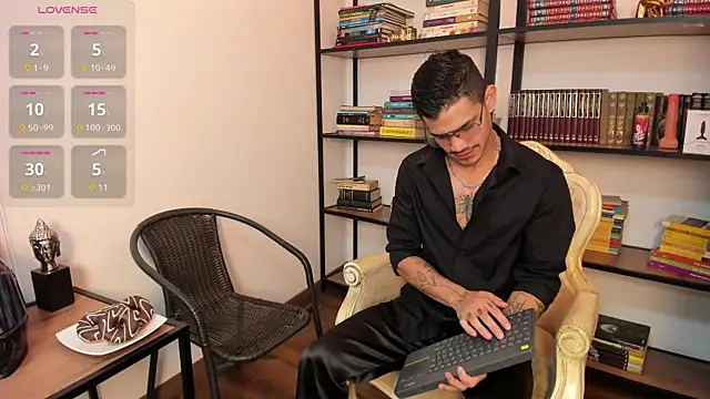 Snapshot of Jared_Cole chatting on July 2026 11:43:01 AM Jared Cole online show from July 2026 11:43:01 AM